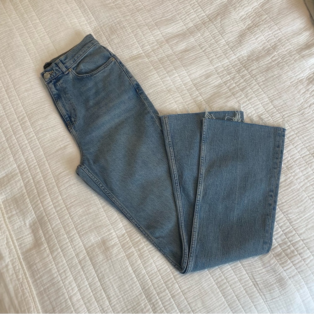 ASOS DESIGN: High Rise Raw Hem Bootcut Jeans!